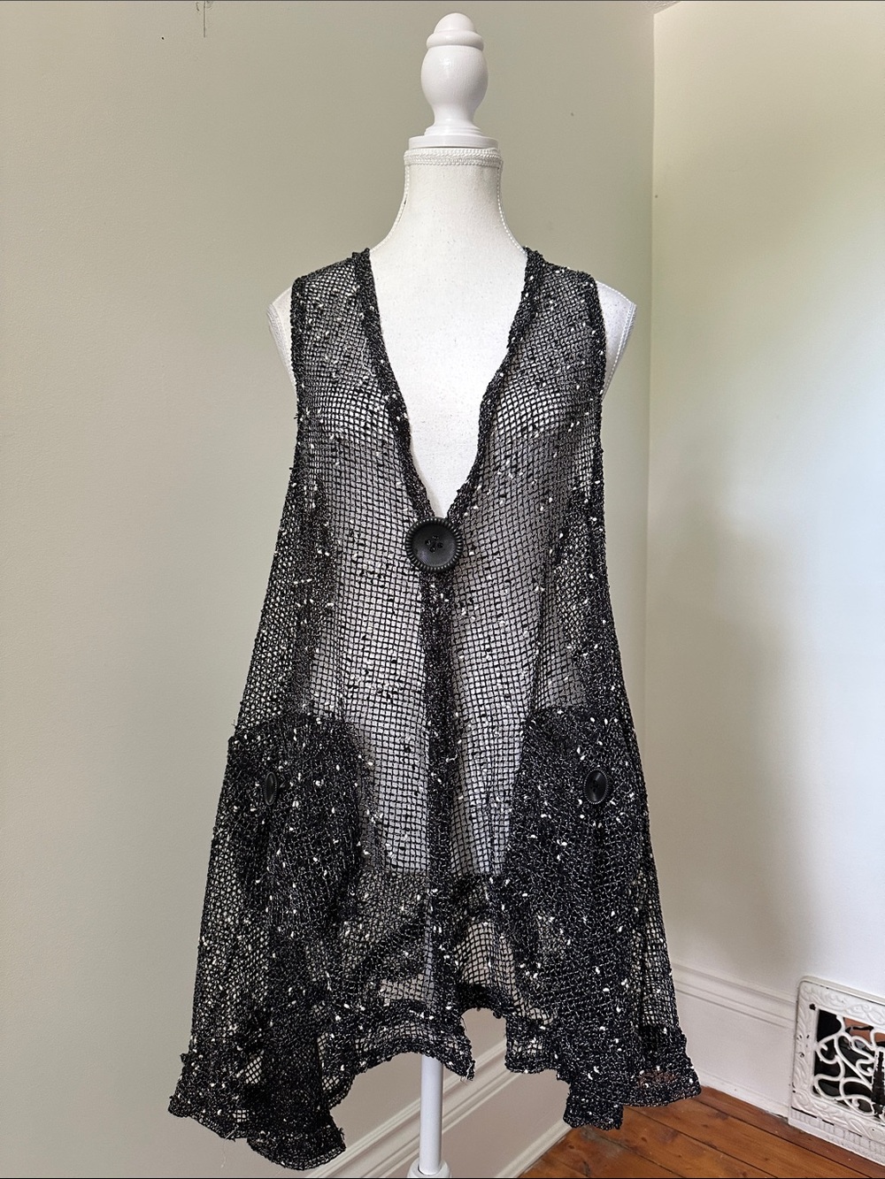 PAPA VANCOUVER Black Knit Sheer Single Button Boho Artsy Grunge Vest Medium